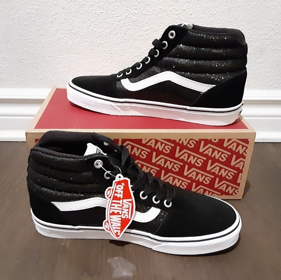 Vans - Picture 4 of 4